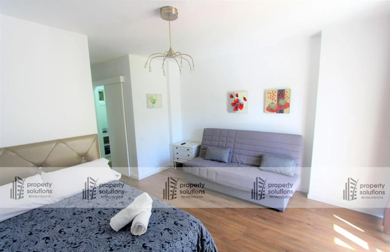 דירה בנאלמדנה 47 Hercules Estudio. Vistas Al Jardin Y La Piscina. Cercano Al Centro. Excelente Ubicacion.